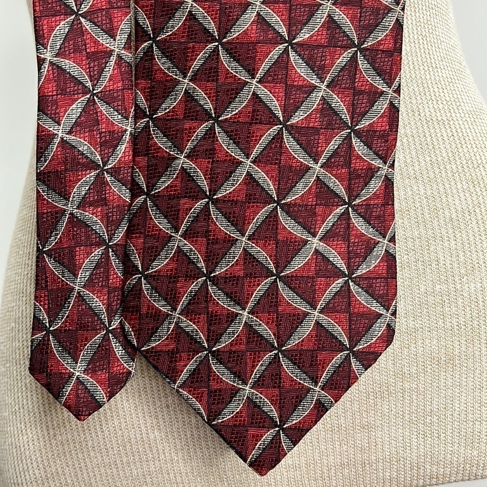 Louis Feraud Men’s Tie Red Black Gray Pinwheel Check Print Necktie